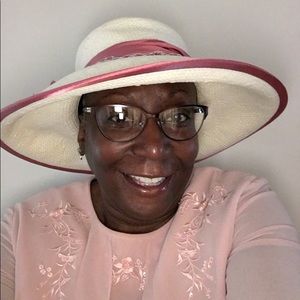 Meet your Posher, Janet